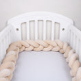 Charger l'image dans la visionneuse de la galerie, Tresse de lit beige 3 brins 360 cm, tour de lit bébé longue taille, idéale pour lit ou parc.

